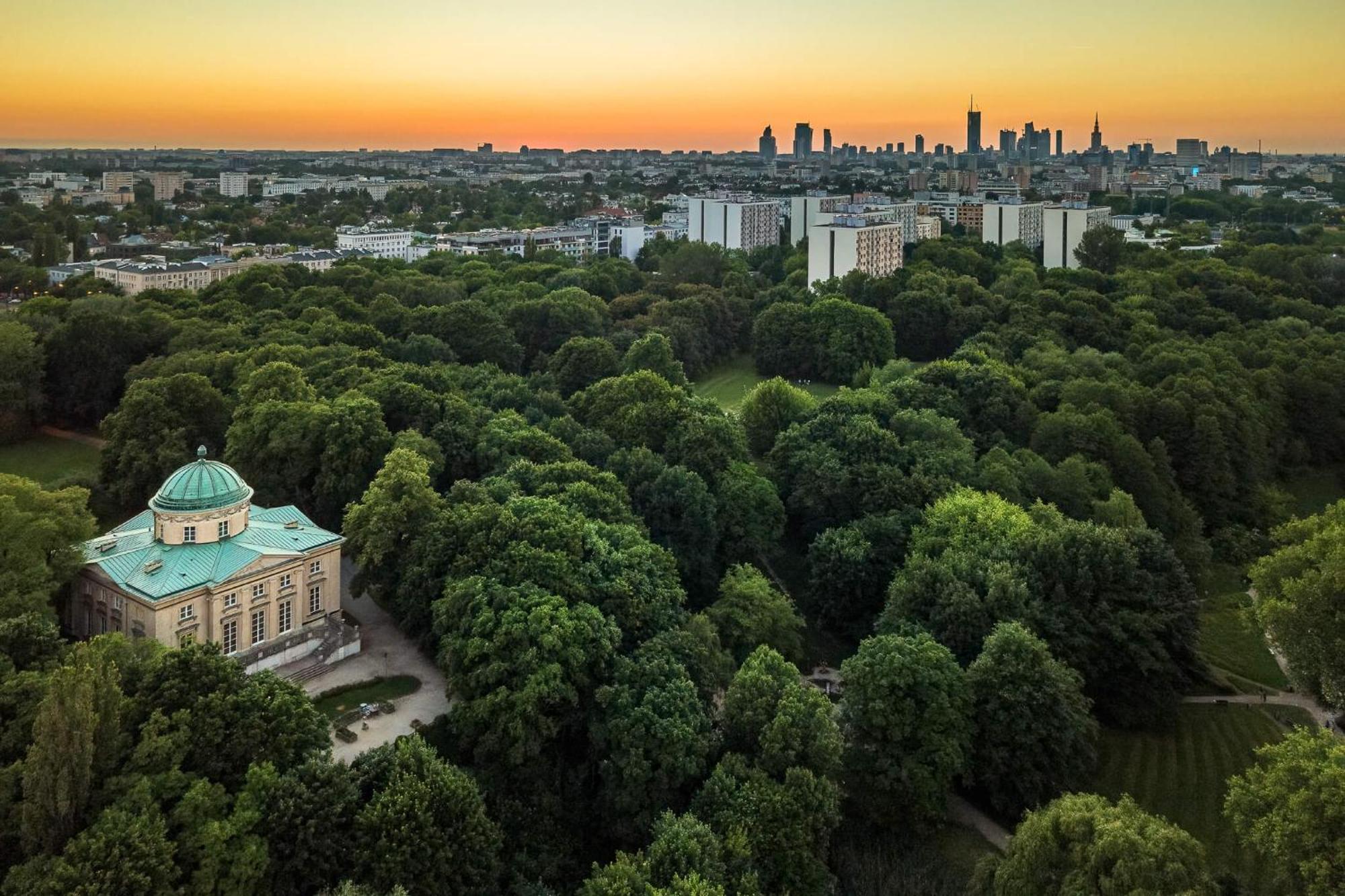 Beautiful In Mokotow Near Krolikarnia Park 2 Varsovia