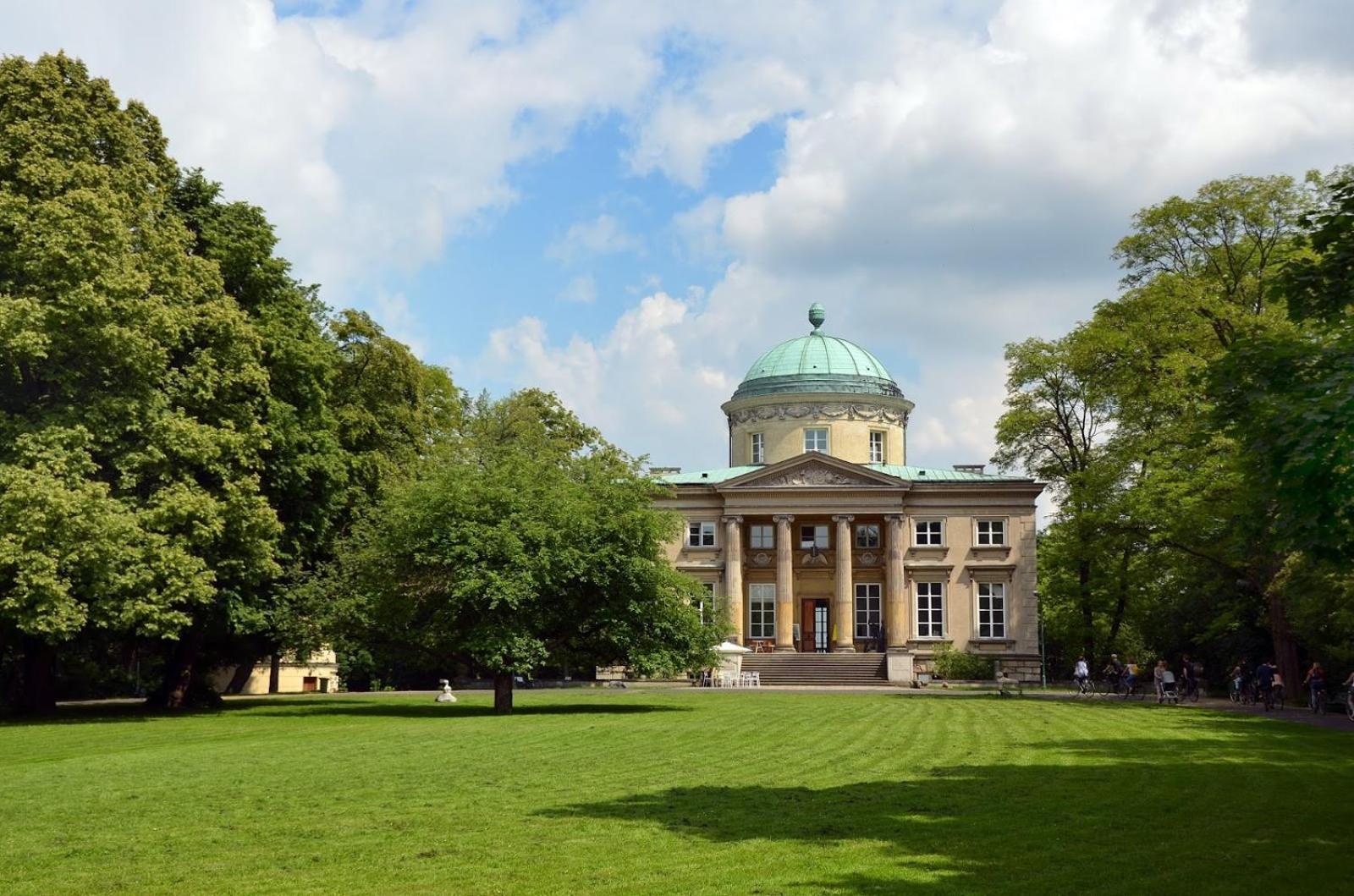 Beautiful In Mokotow Near Krolikarnia Park 2 * Varsovia